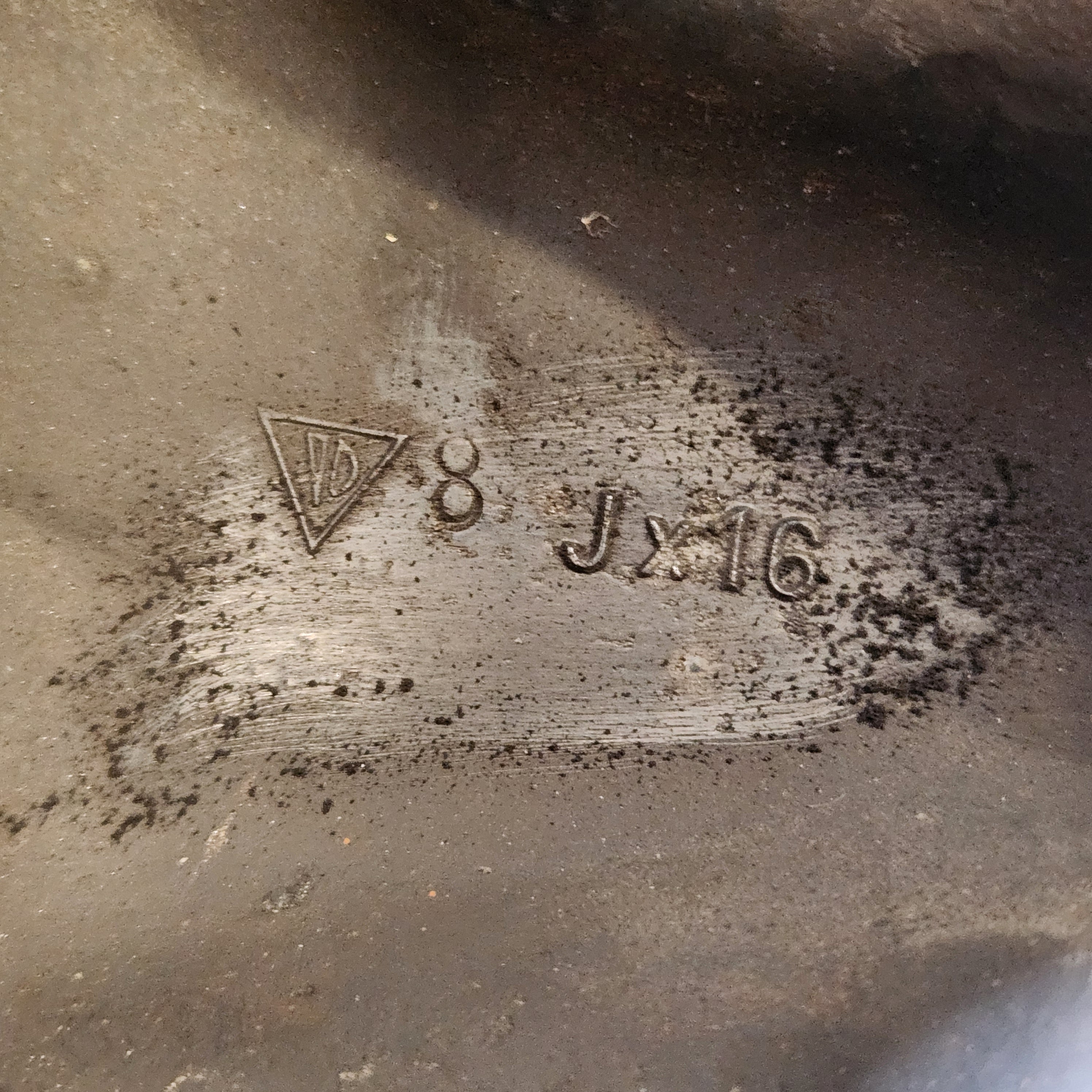 911 Turbo Fuchs Wheel 8jx16 Date Code 12/77