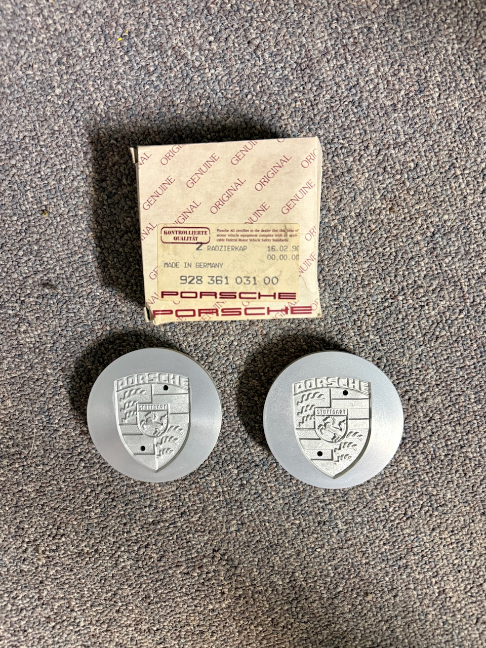 Porsche Silver Metallic Center Caps