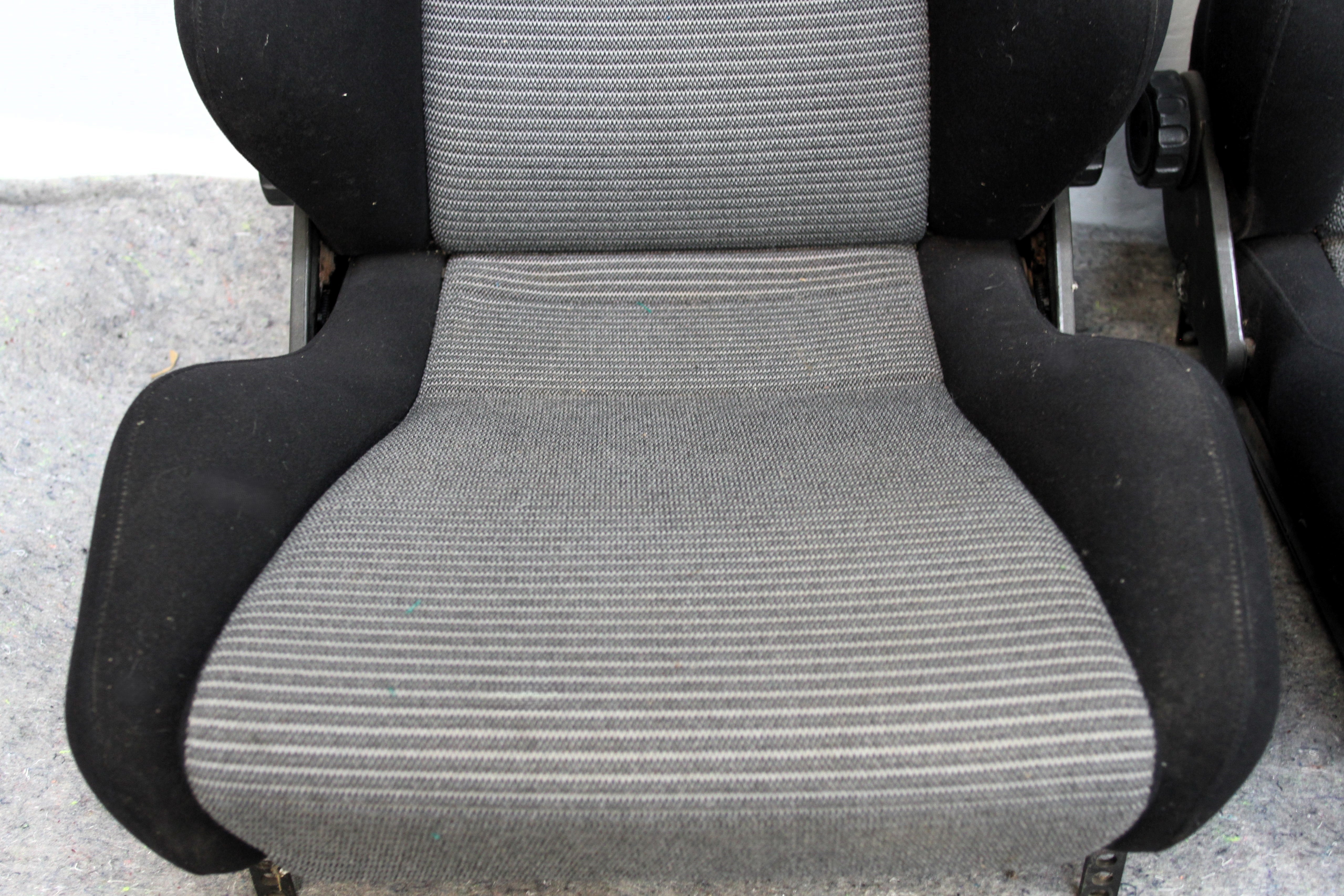 Recaro Design 2000 Cloth Vintage 911 seats - very good