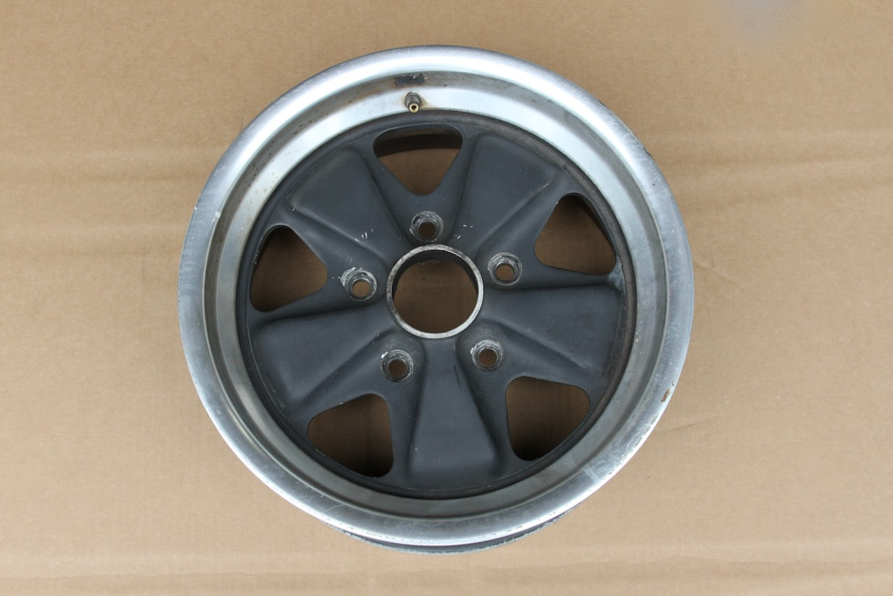 911 Fuchs Wheel 7jx15 Date Code 10/85 -006