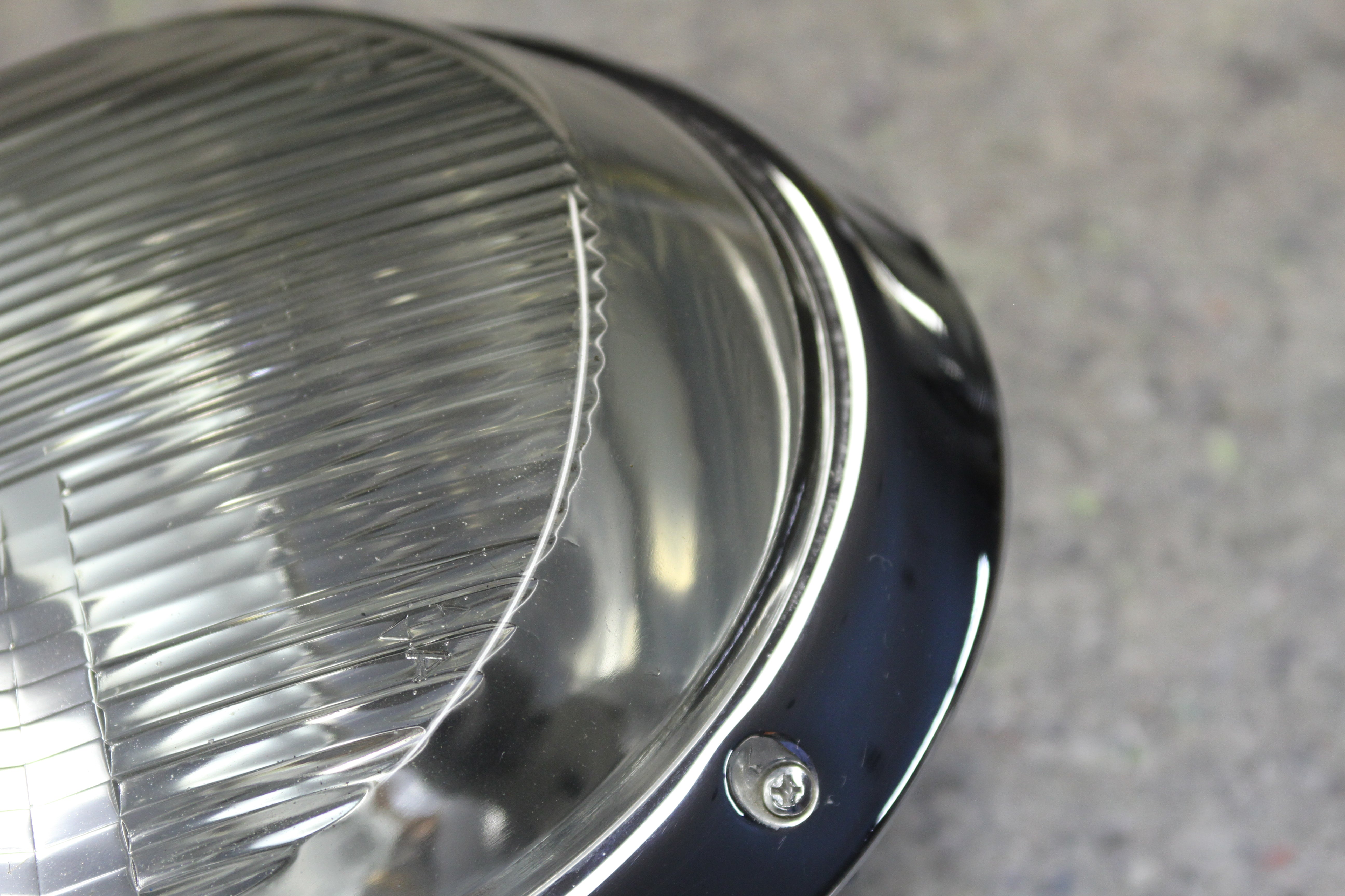 Original Bosch H1 Headlight Assembly -Like New Condition (01 301 811 004) Porsche 911/912
