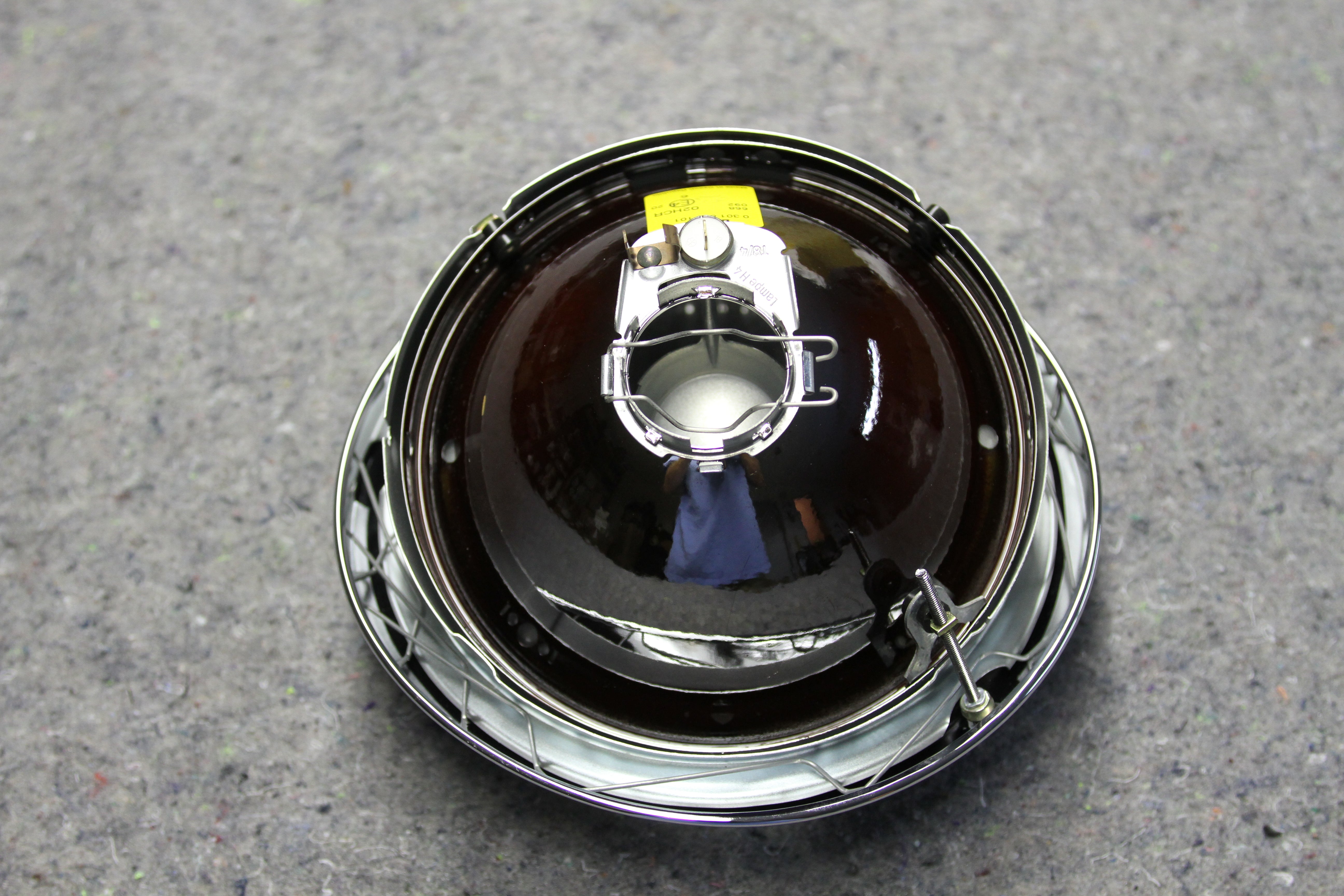 Bosch H4 Headlamp set with Chrome Trim Ring 911 65-86 (w/o Bulb) NEW