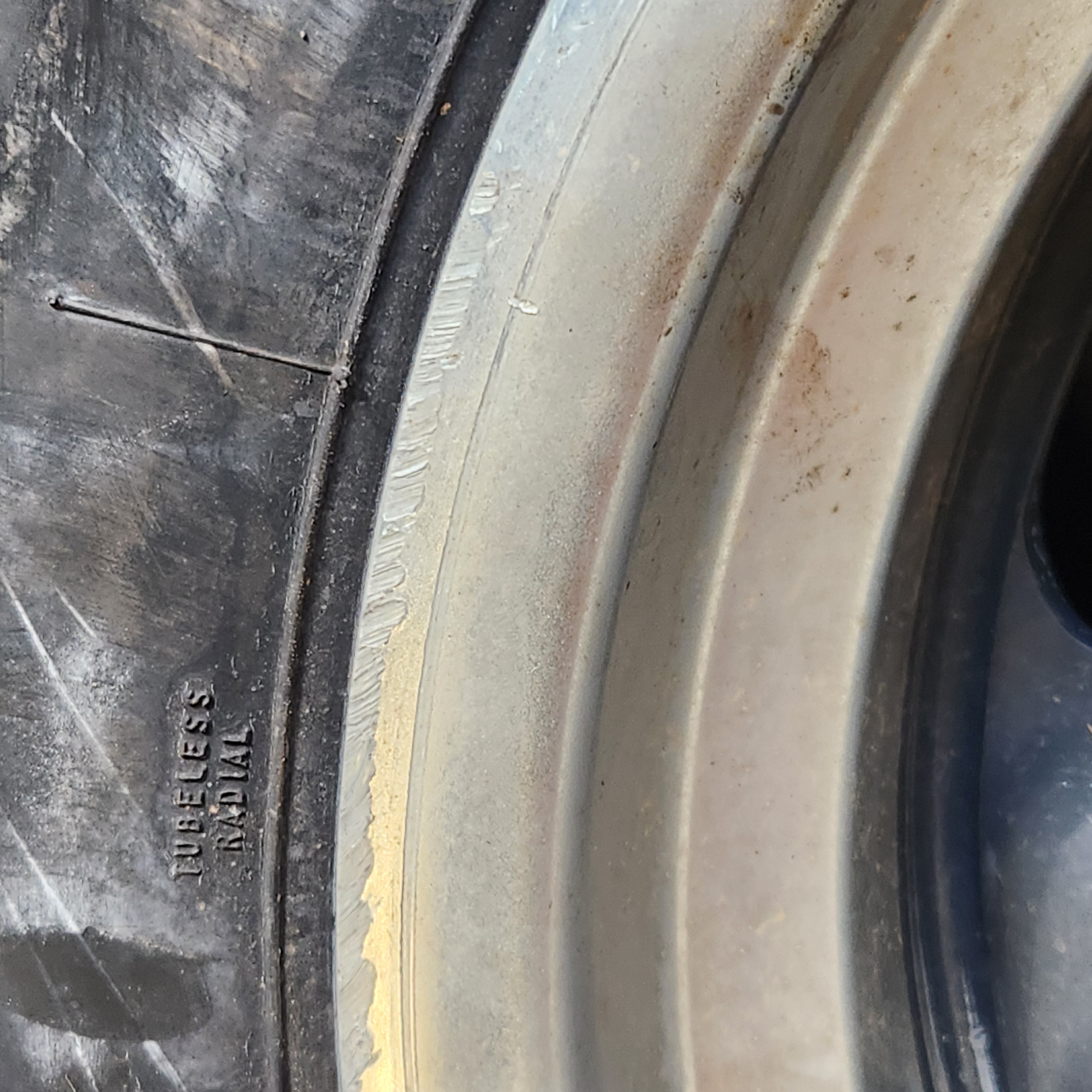 911 Fuchs Wheel 8jx15 Date Code 24/85