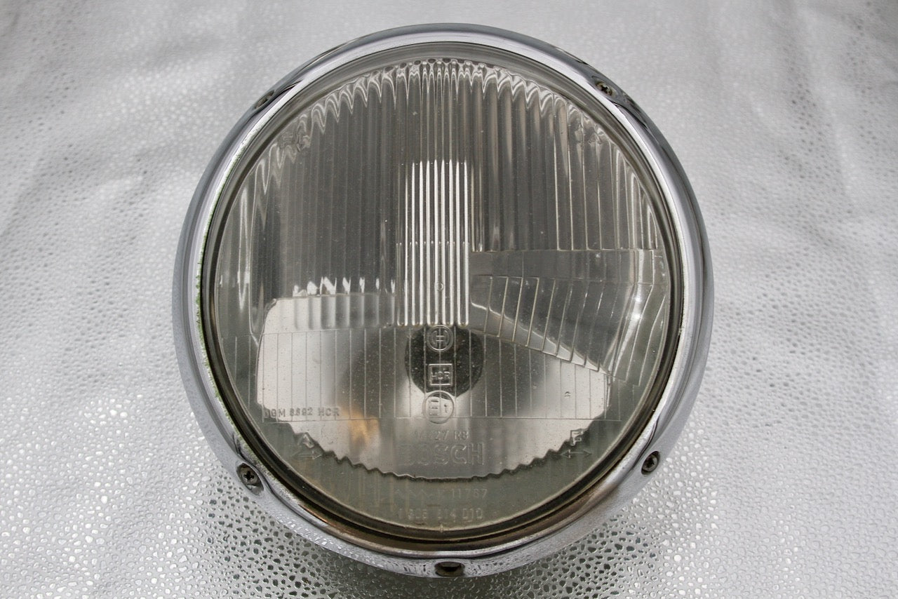 Bosch vintage H1 Halogen Headlight Assembly Set - Very Good