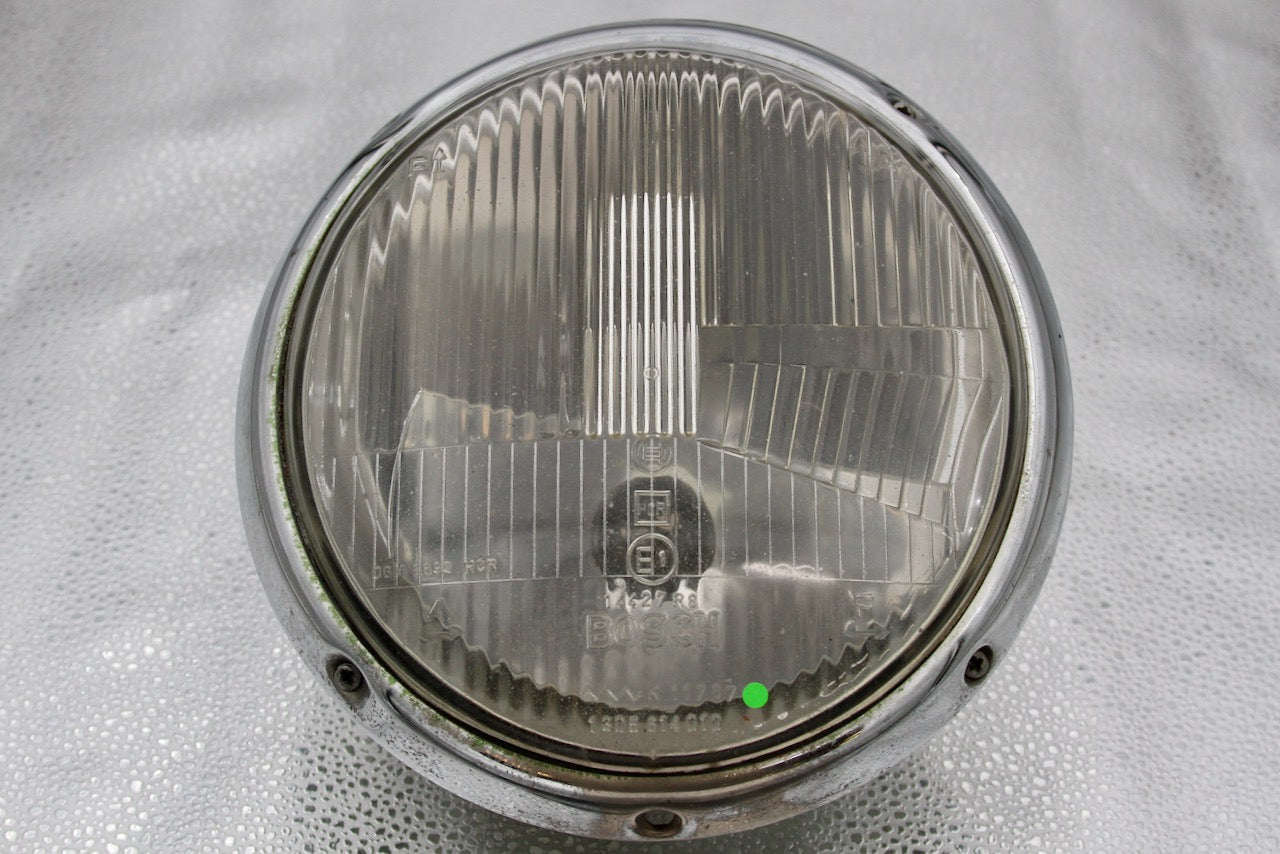 Bosch vintage H1 Halogen Headlight Assembly Set - Very Good